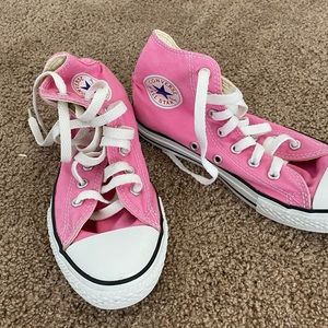 PINK HIGH TOP CONVERSE